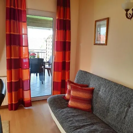 Harmonia Vendeghaz Apartment