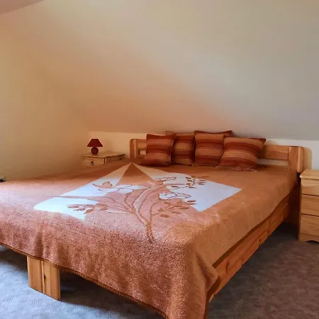 Harmonia Vendeghaz Apartment *