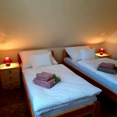 Harmonia Vendeghaz Apartment Balatonalmádi